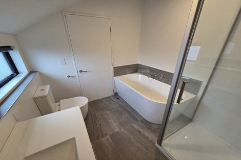 Photo of property in 1/174 Olliviers Road, Phillipstown, Christchurch, 8011