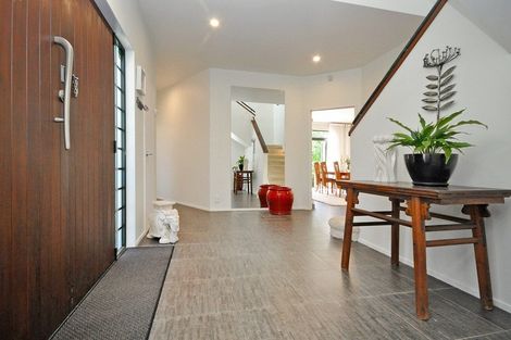 Photo of property in 1/8 Tui Glen Road, Birkenhead, Auckland, 0626