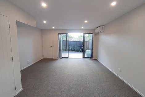 Photo of property in 3/9 Beaufield Lane, Te Atatu Peninsula, Auckland, 0610