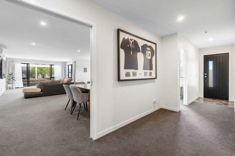 Photo of property in 14 Harding Drive, Papamoa Beach, Papamoa, 3118