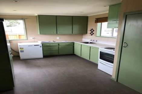 Photo of property in 15 Burns Street, Kew, Invercargill, 9812