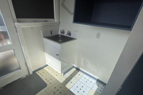 Photo of property in 4/73 Fairfield Avenue, Addington, Christchurch, 8024