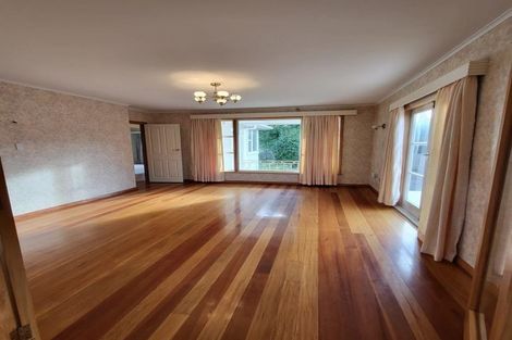 Photo of property in 124 Cambridge Terrace, Fairfield, Lower Hutt, 5011