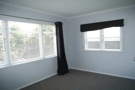 Photo of property in 1 Toru Road, Paraparaumu Beach, Paraparaumu, 5032