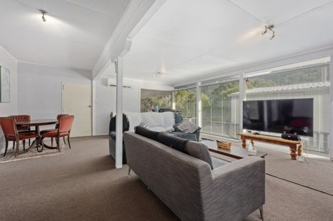 Photo of property in 6a Birch Terrace, Birchville, Upper Hutt, 5018