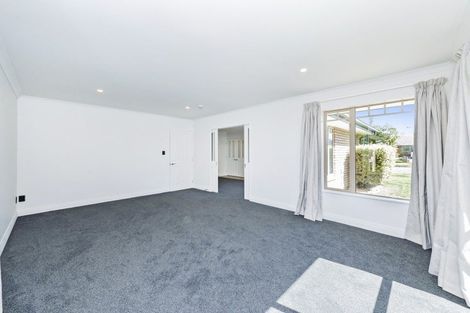 Photo of property in 23 Date Crescent, Aidanfield, Christchurch, 8025
