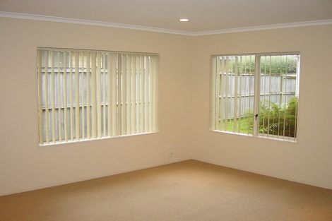 Photo of property in 37 Kelvin Hart Drive, East Tamaki, Auckland, 2013