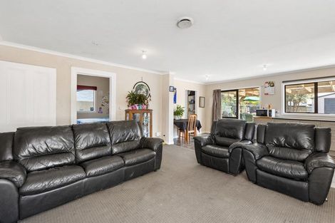 Photo of property in 63 Wakefield Street, Westport, 7825