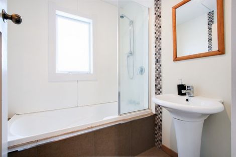 Photo of property in 803 Jervois Street, Mayfair, Hastings, 4122