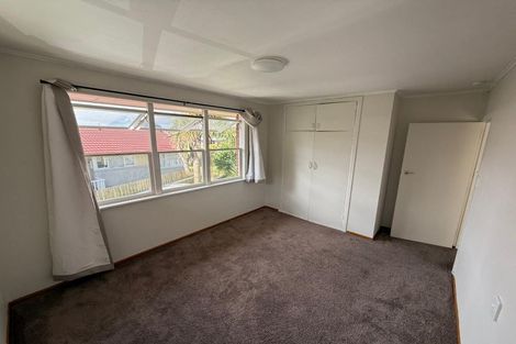 Photo of property in 18 Renwick Street, Papakura, 2110