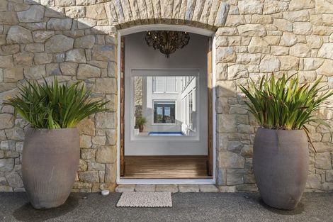 Photo of property in 9 Karahu Lane, Omaha, 0986