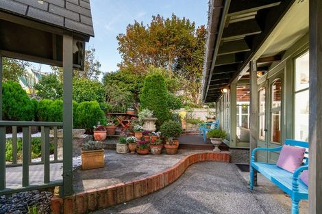 Photo of property in 30 Roxburgh Street, Mount Victoria, Wellington, 6011