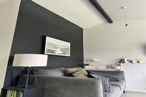 Photo of property in 2/55 Garreg Road, Bryndwr, Christchurch, 8052