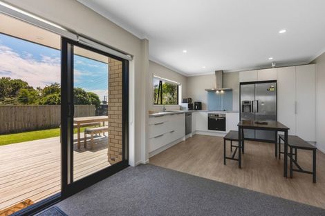 Photo of property in 10b Cowling Road, Hurdon, New Plymouth, 4310
