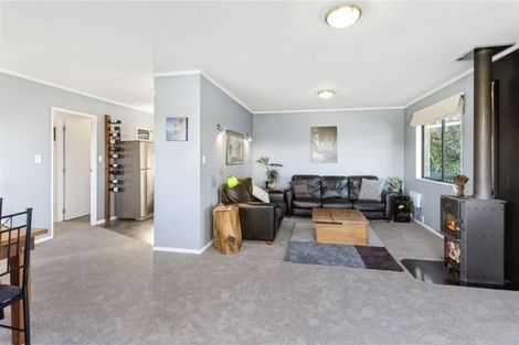 Photo of property in 22 Shackle Lane, Whitby, Porirua, 5024