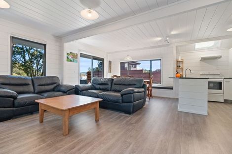 Photo of property in 200 Vista Paku, Pauanui, Hikuai, 3579