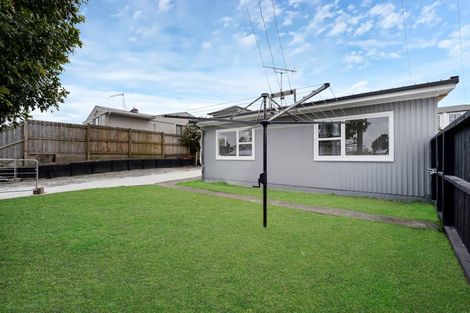 Photo of property in 1/116 Beaumonts Way, Manurewa, Auckland, 2102