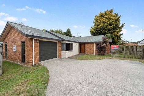 Photo of property in 15b Garnett Avenue, Forest Lake, Hamilton, 3200