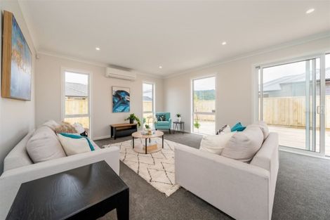 Photo of property in 12 Poulson Grove, Trentham, Upper Hutt, 5018