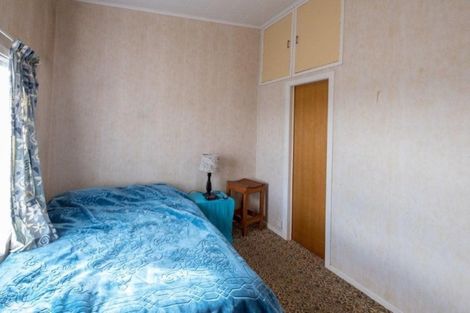 Photo of property in 64 Disraeli Street, Hawera, 4610