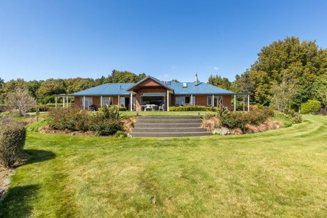 Photo of property in 111 Hurworth Road, Hurworth, New Plymouth, 4371