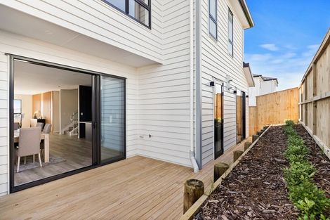 Photo of property in 14 Glann Lane, Flat Bush, 2019