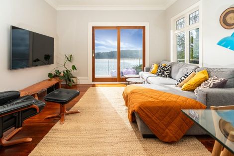 Photo of property in 63 Grafton Road, Roseneath, Wellington, 6011