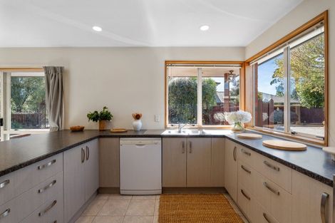 Photo of property in 1/38 Marlene Street, Casebrook, Christchurch, 8051