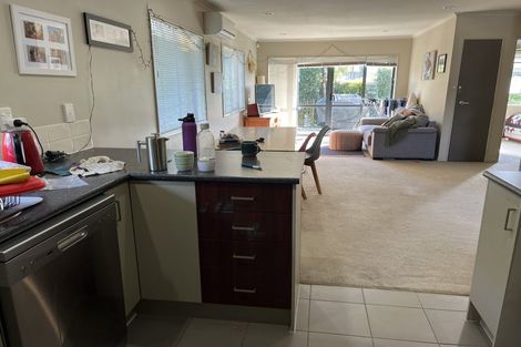 Photo of property in Waimanu Bay Village, 30/1 Piriti Drive, Te Atatu Peninsula, Auckland, 0610