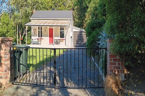 Photo of property in 90 Salcombe Street, Kaitangata, 9210
