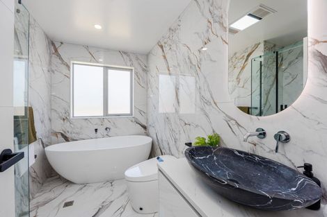 Photo of property in 46 Streamview Way, Long Bay, 0792