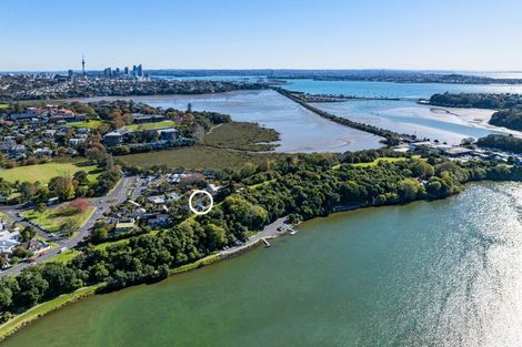 Photo of property in 2/185 Upland Road, Remuera, Auckland, 1050