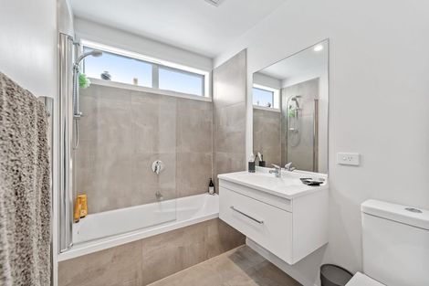 Photo of property in 45 Laly Haddon Place, Matakana, Warkworth, 0985