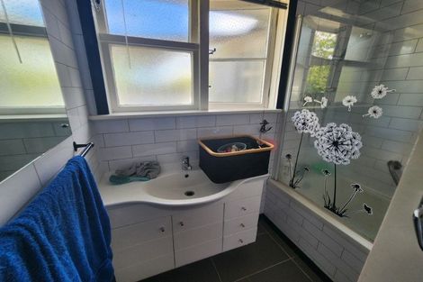 Photo of property in 2 Mahoe Street, Levin, 5510