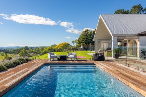 Photo of property in 1232 Taihape Road, Sherenden, Hastings, 4179