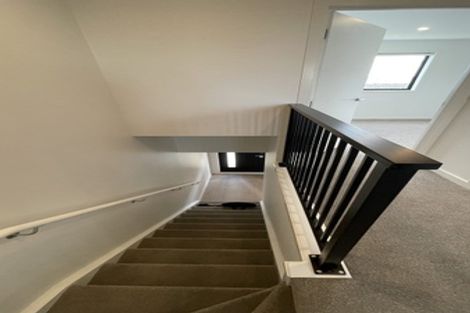 Photo of property in 9/5 Brandon Road, Glen Eden, Auckland, 0602