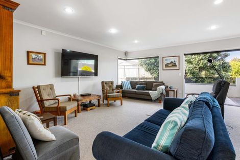 Photo of property in 2/111 Hunt Road, Whangamata, 3620