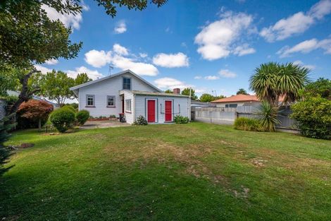 Photo of property in 1420 Karamu Road North, Mayfair, Hastings, 4122