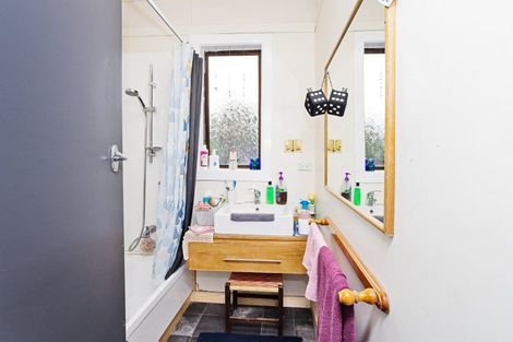 Photo of property in 64 Nichol Street, Heidelberg, Invercargill, 9812