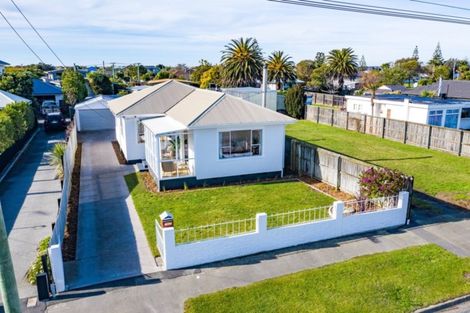 Photo of property in 401 Estuary Road, South New Brighton, Christchurch, 8062