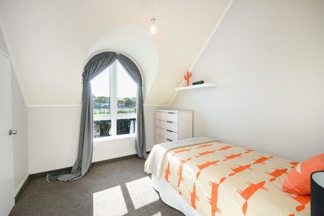 Photo of property in 281 Fitzherbert Avenue, West End, Palmerston North, 4410