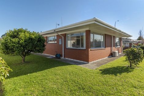 Photo of property in 2 Tupaea Place, Otumoetai, Tauranga, 3110