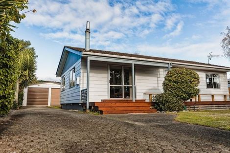 Photo of property in 15 Linwood Drive, Paraparaumu, 5032