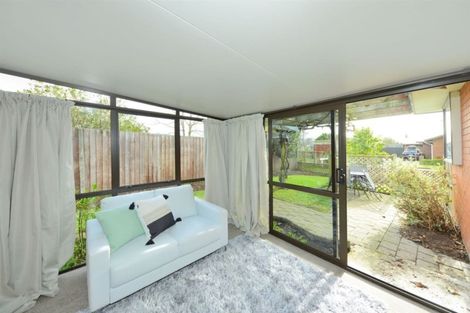 Photo of property in 2/39 Greenock Street, Redwood, Christchurch, 8051