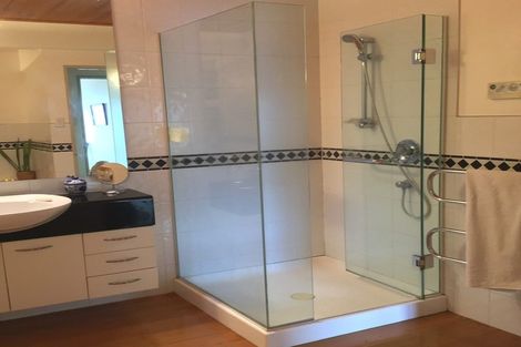 Photo of property in 2/145 Victoria Road, Devonport, Auckland, 0624