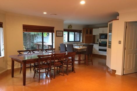 Photo of property in 22 Whitford Place, Rototuna North, Hamilton, 3210