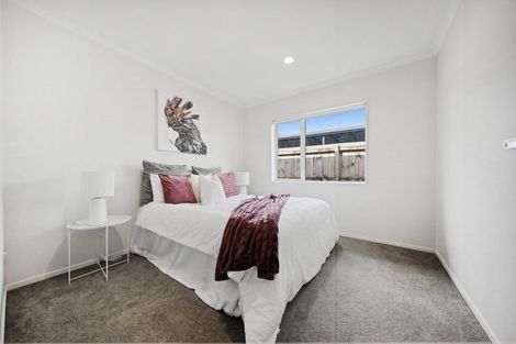 Photo of property in 16 Hihi Avenue, Takanini, 2112