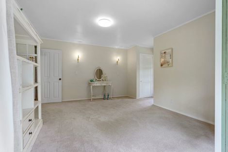 Photo of property in 261 Shakespeare Street, Leamington, Cambridge, 3432