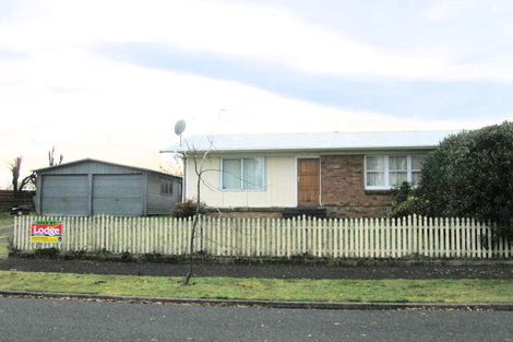 Photo of property in 32 Larnach Street, St Andrews, Hamilton, 3200