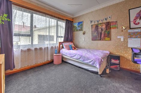 Photo of property in 62 Brydone Street, Edendale, 9825